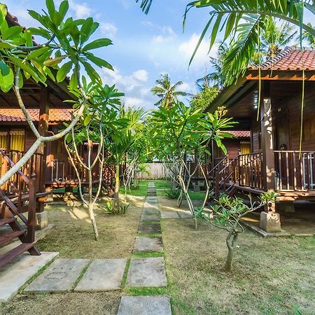 Lembongan Bagus Villa Exterior photo